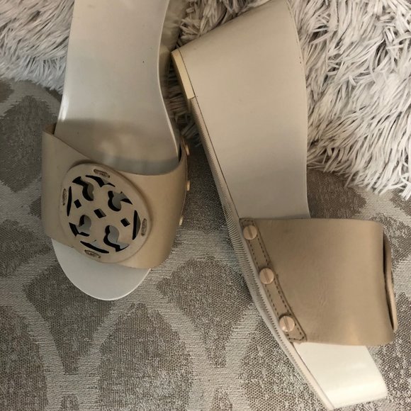 Tory Burch Logo Wedge Slide - Picture 5 of 6
